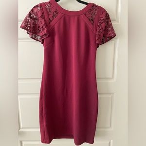 KENSIE shoulder-laced dress